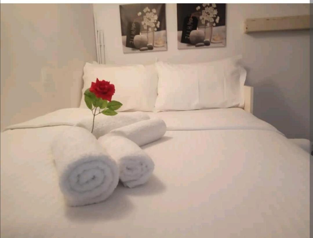 Acropolis Elegant Maisonette By Lodgespot เอเธนส์ ภายนอก รูปภาพ