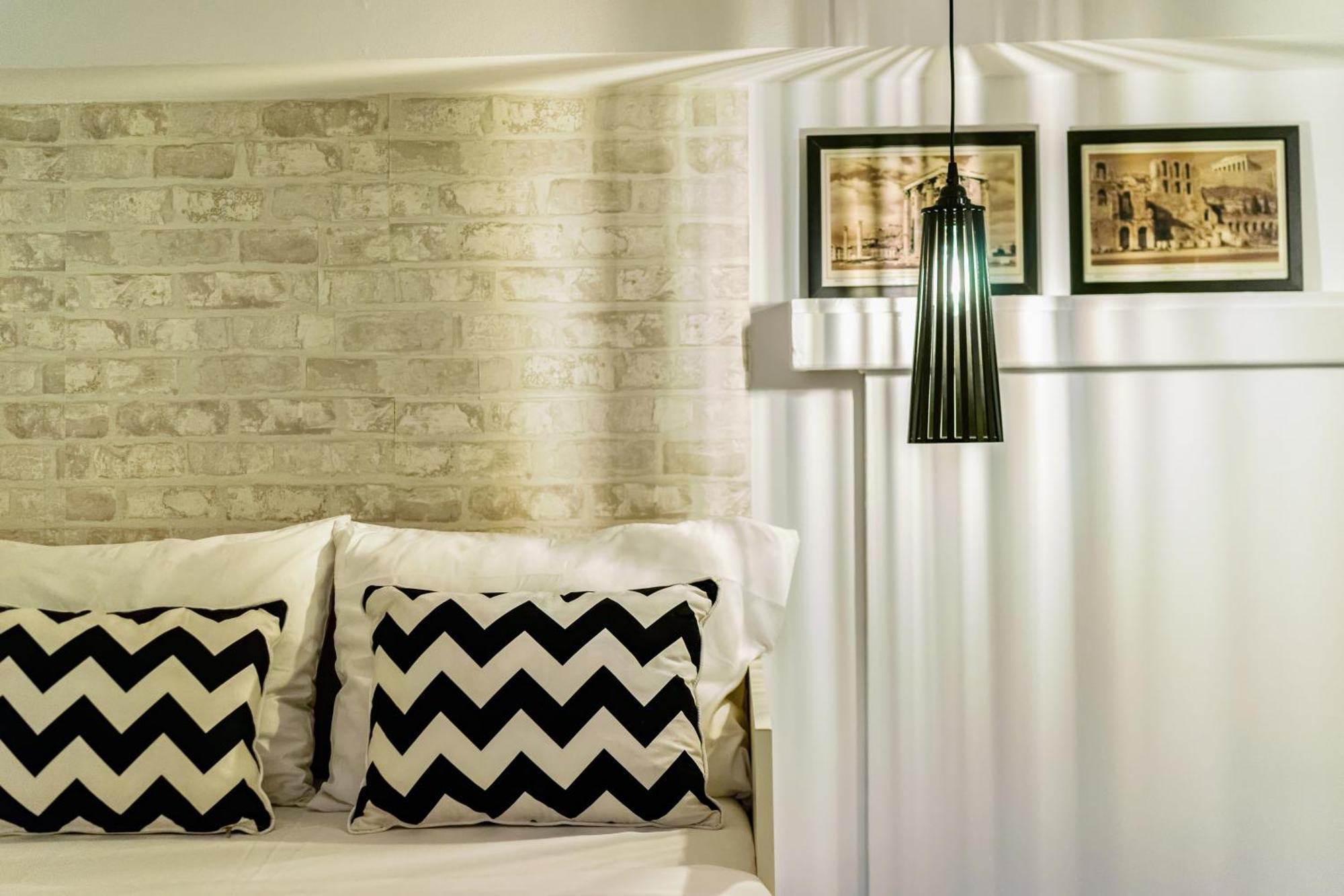Acropolis Elegant Maisonette By Lodgespot เอเธนส์ ภายนอก รูปภาพ