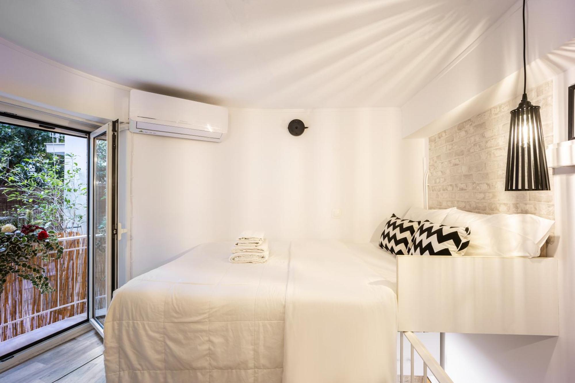 Acropolis Elegant Maisonette By Lodgespot เอเธนส์ ภายนอก รูปภาพ